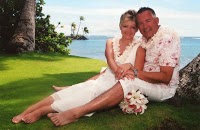 Happy Hawaiian Weddings 1093015 Image 4